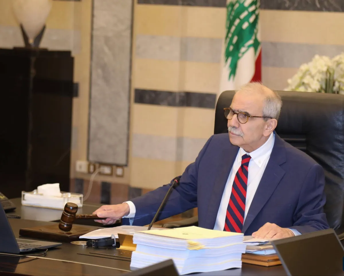 لبنان يمهّد لنقل الفيول العراقي براً عبر سوريا