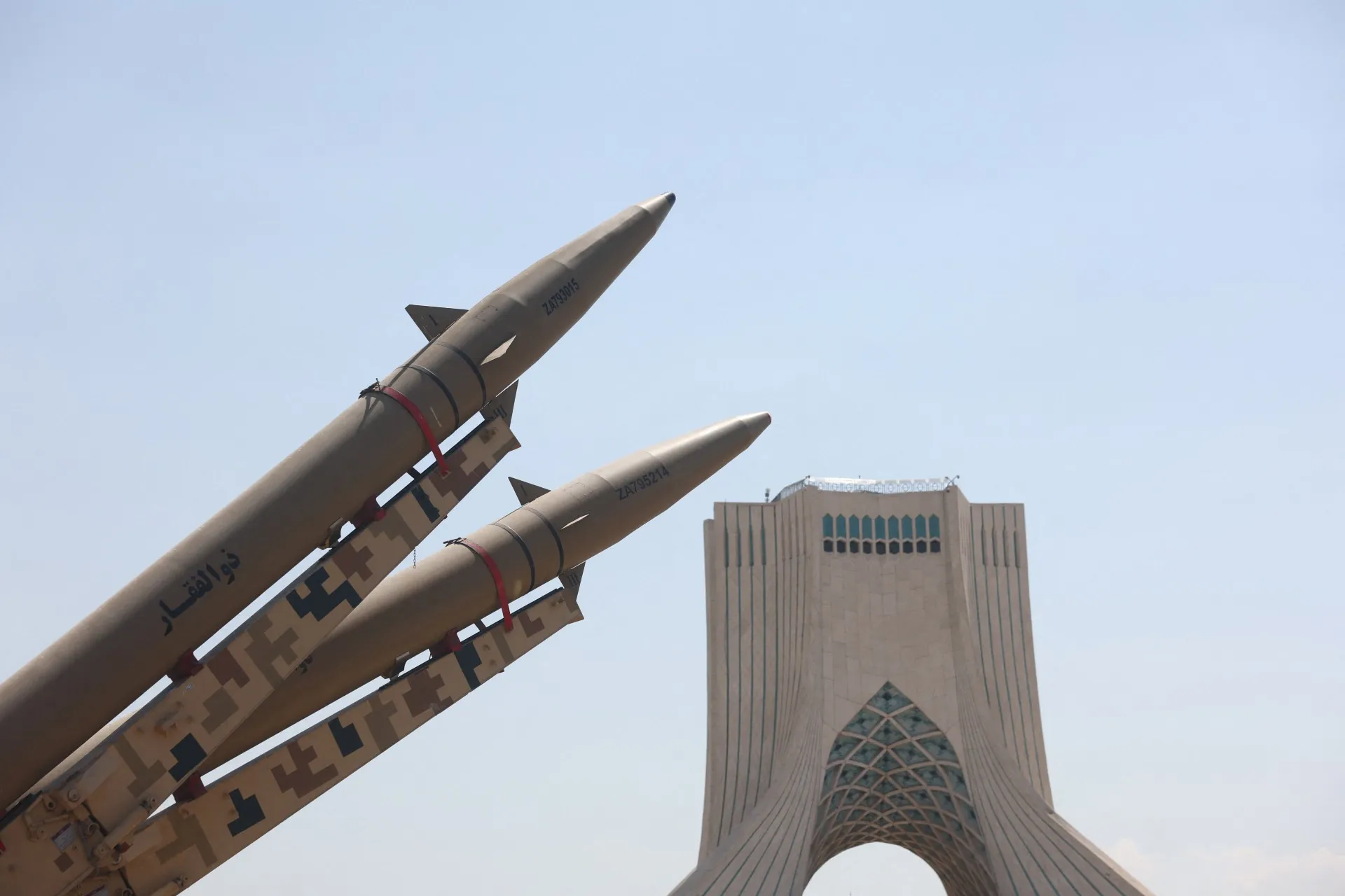 لماذا لا تريد طهران للحرب أن تنتهي؟