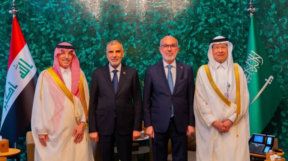 وزير النفط يخوض مباحثات حول الطاقة والغاز في السعودية