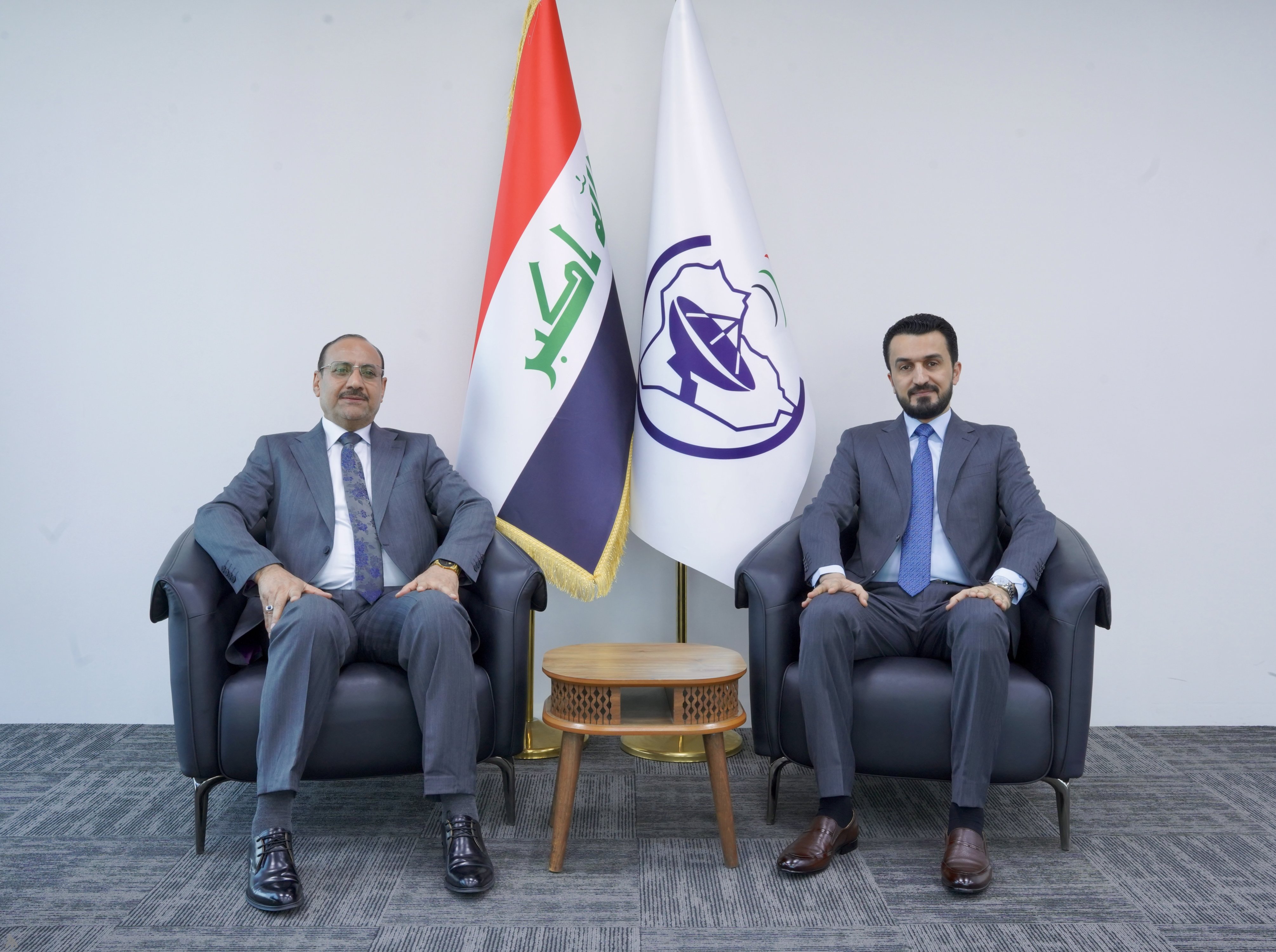 وزير الاتصالات ومحافظ بغداد يبحثان واقع خدمات قطاع الاتصالات في العاصمة » وكالة الانباء العراقية (واع)