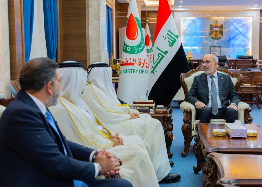 النفط تبحث مع وفد