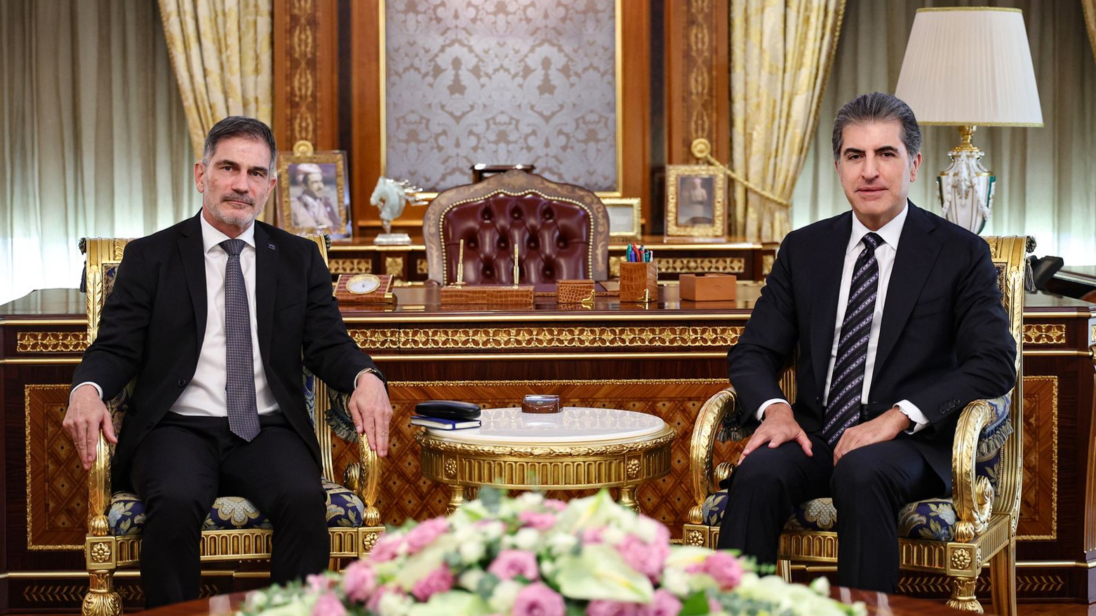 رئيس إقليم كوردستان يستقبل سفير الاتحاد الأوروبي لدى العراق ويبحثان التطورات الإقليمية