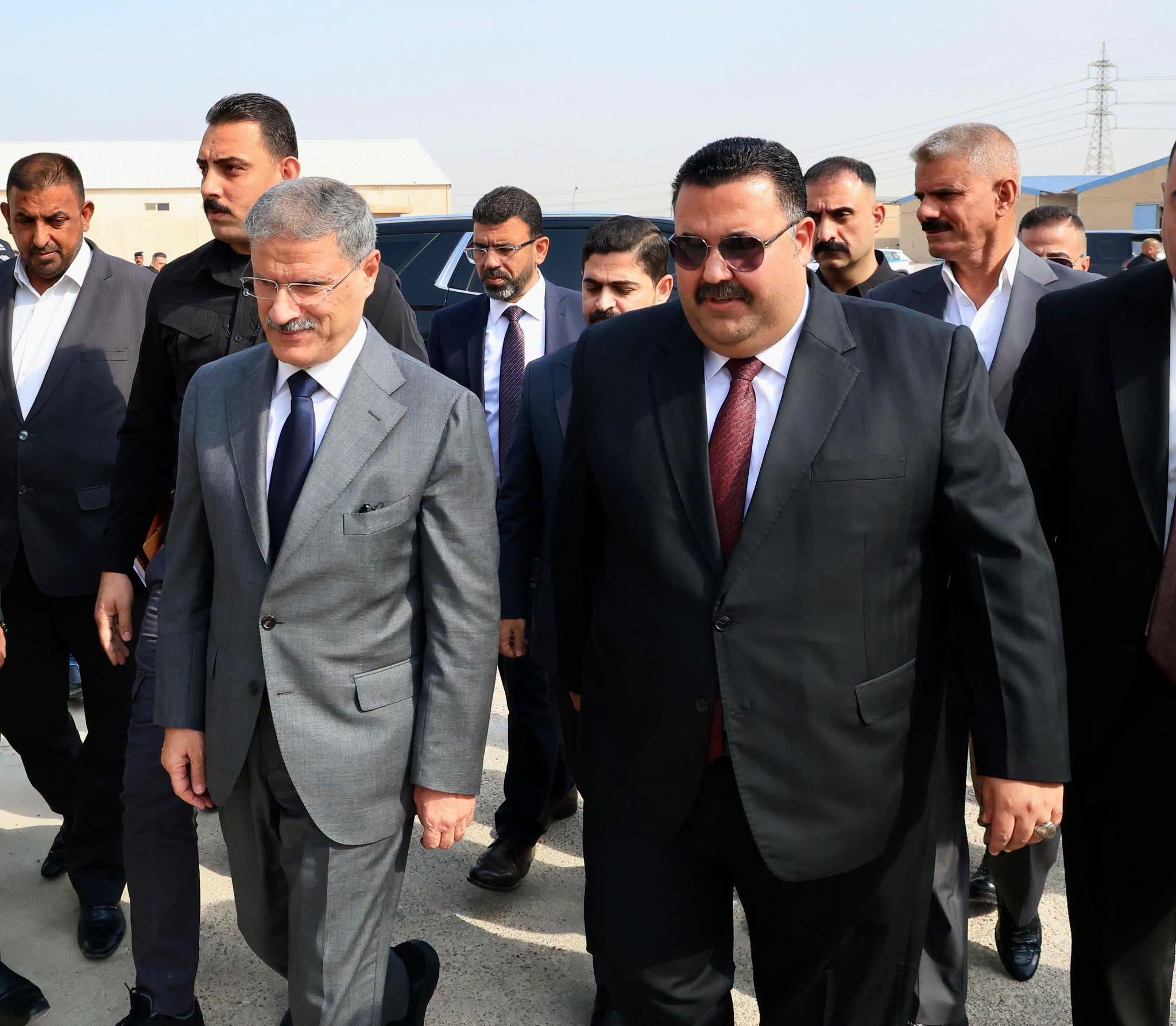 وزير الزراعة يصل الى واسط لتفقد الواقع الزراعي والاطلاع على تجهيز بذور الرتب العليا