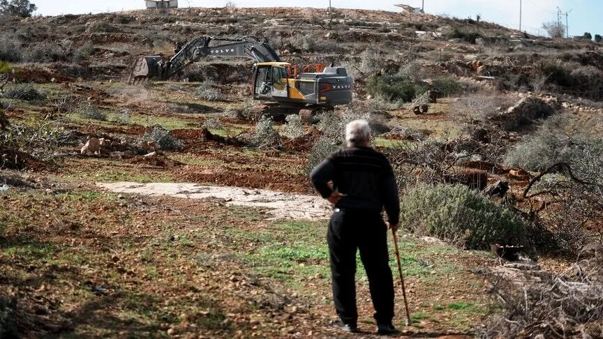 إسرائيل تصدر أمرا بالاستيلاء على 37.5 دونما من أراضي بيتونيا بالضفة
