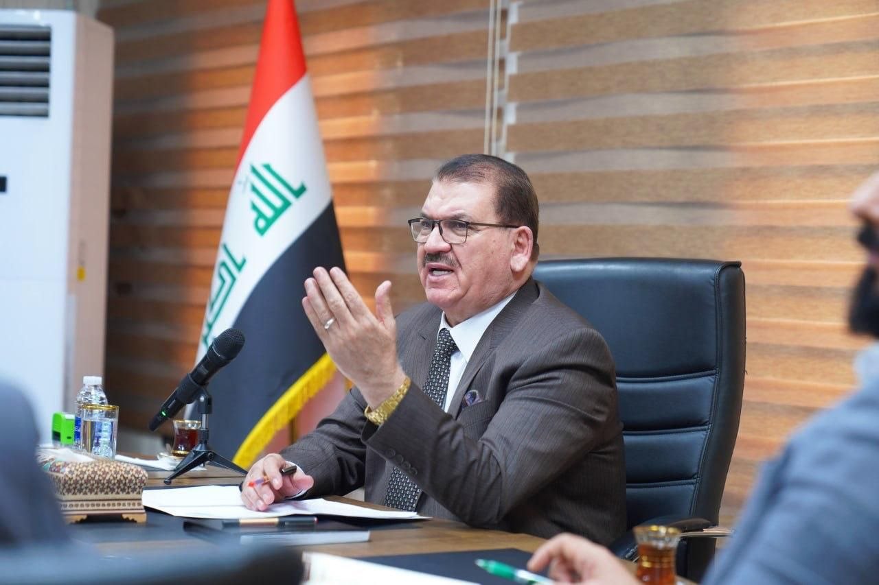 قبل قرع الجرس.. وزير التربية: لا تخمة ولا شاغر في المدارس
