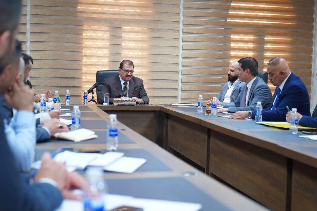 قبل انطلاق العام الدراسي.. وزير التربية يعيد تنظيم توزيع الملاكات