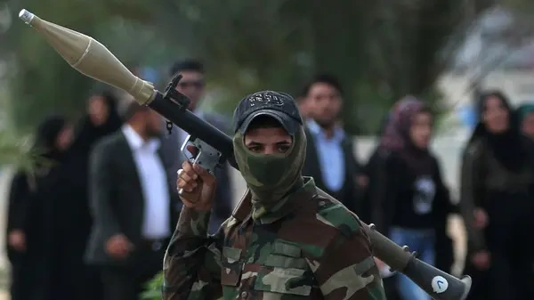 مصدر لـ”بغداد اليوم”: الفصائل تتفاعل مع الرسائل القادمة من المنطقة الخضراء بشأن تنظيم السلاح