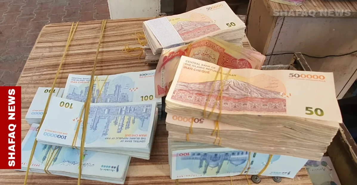 شفق نيوز..إيران.. الدولار يتجاوز 207 آلاف تومان في السوق الحرة