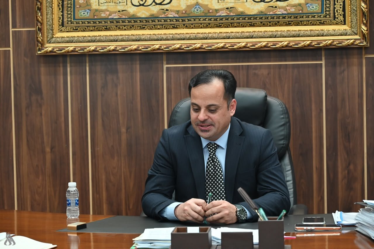 مدير عام شركة توزيع كهرباء الوسط يباشر مهام عمله ويحدد أولويات المرحلة المقبلة » وكالة الانباء العراقية (واع)