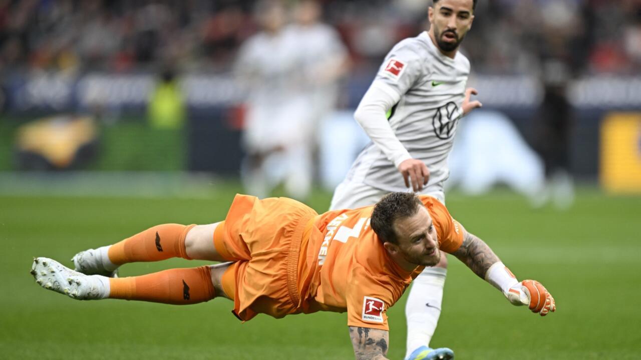 كرة القدم: اللاعب الدولي الجزائري محمد عمورة في طريقه إلى نادي نيس الفرنسي
