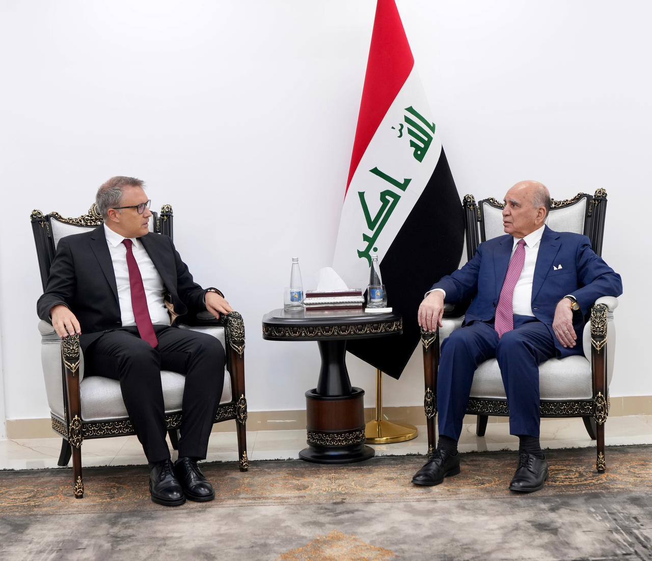 وزير الخارجية يؤكد للسفير التركي ضرورة استمرار التنسيق والتشاور بين البلدين
