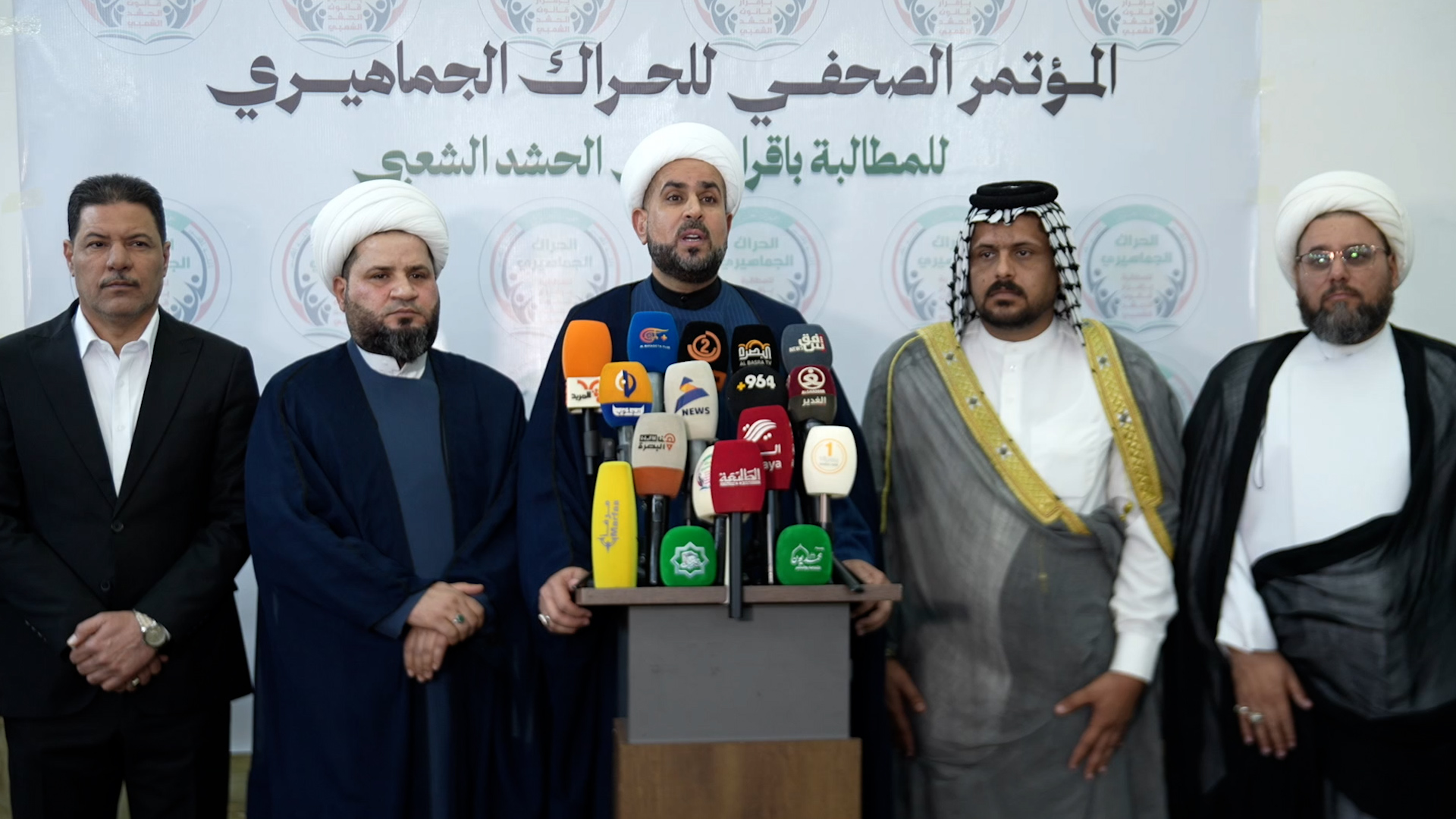 اعتصام مفتوح أمام مقر الحشد في البصرة: لن نتراجع حتى تمرير قانون الهيئة