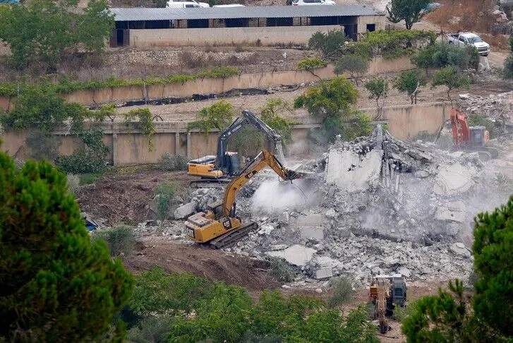 الضفة.. إسرائيل تهدم 3 مبان سكنية وتعتقل 7 فلسطينيين