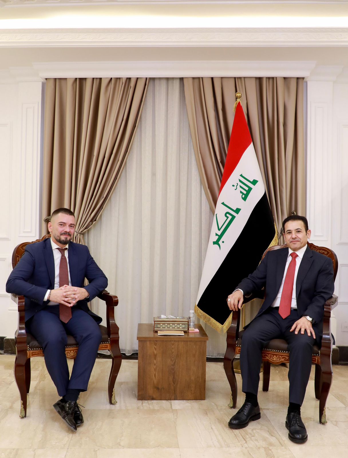 الأعرجي يبحث مع القائم بالأعمال الايطالي تعزيز العلاقات الثنائية