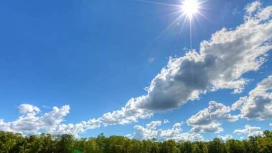 طقس حار إلى شديد الحرارة حتى الخميس وانخفاض ملموس الجمعة