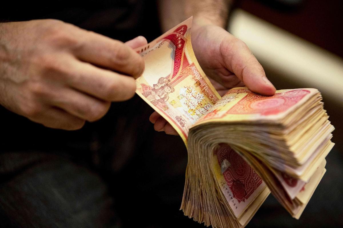 هيئة التقاعد تعلن البدء بصرف رواتب المتقاعدين المدنيين والعسكريين لشهر أيلول