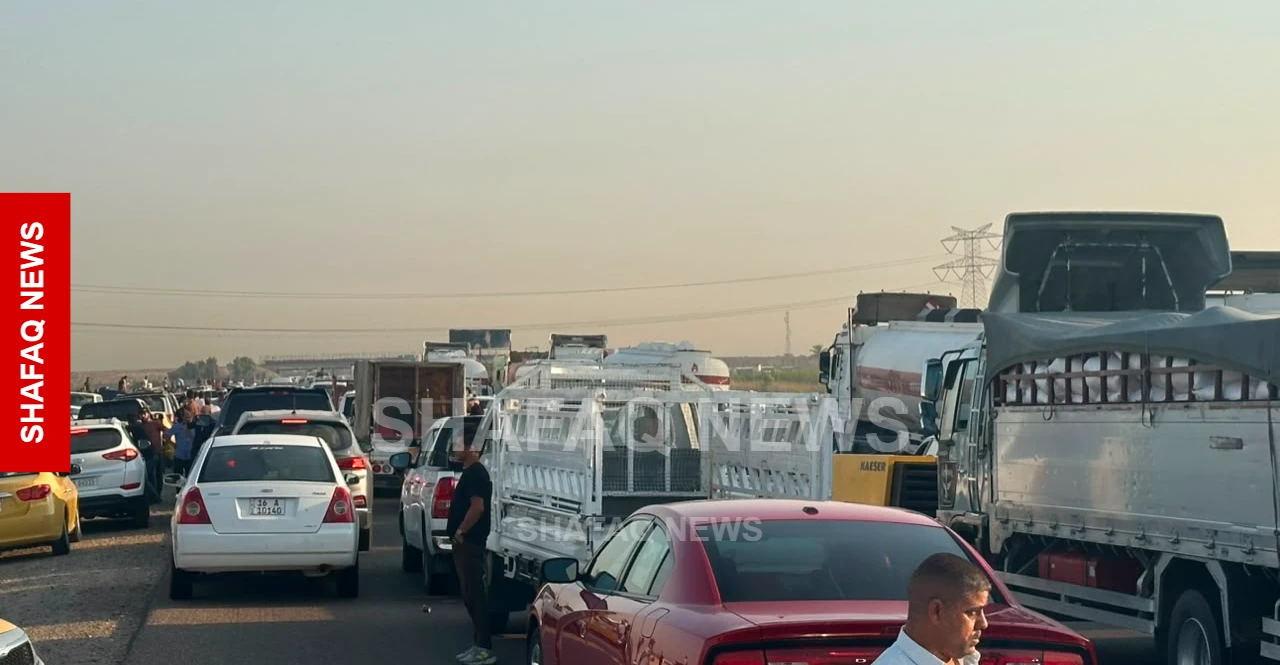 تظاهرات التعيين تغلق طريق بابل إلى بغداد (صور+ فيديو)