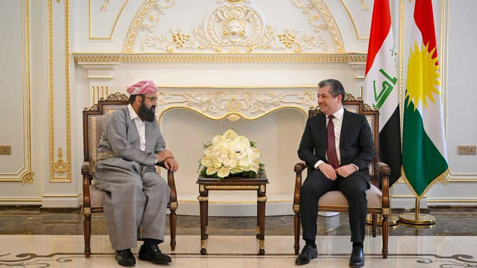 أمير الإيزيديين يدين استهداف مكتب رئاسة وزراء إقليم كوردستان ومقر وكالة الحماية والأمن
